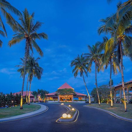 Hyatt Regency Kuantan Resort Exterior foto The Royal Paradise Hotel and Spa